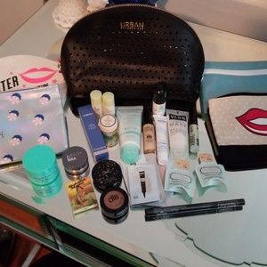 Bundle of Sample Size make up products